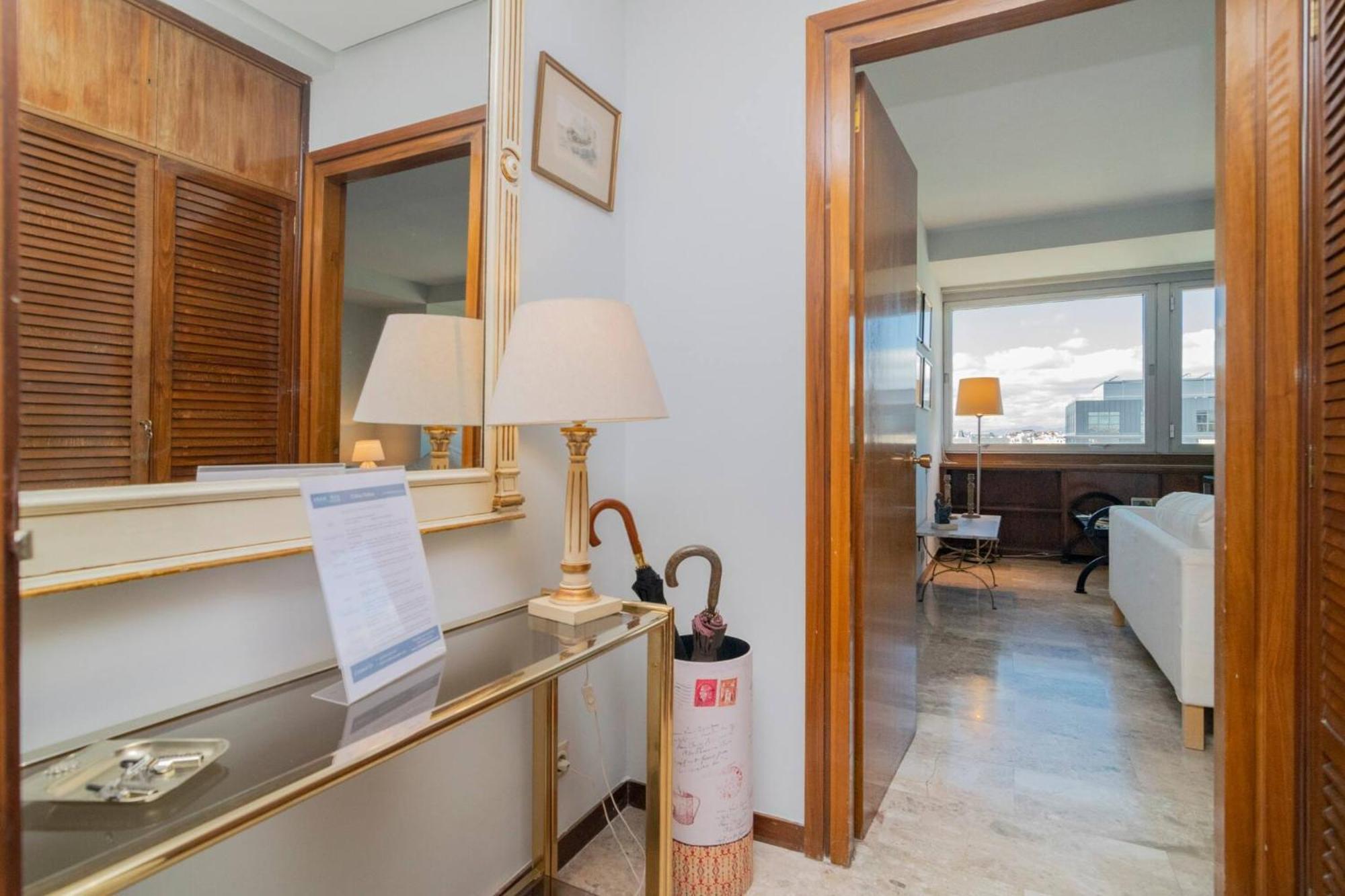 Colon Suites Madrid Exterior photo